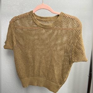 Short sleeve sweater